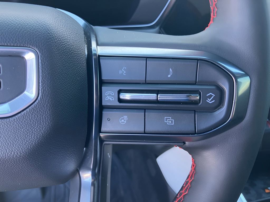 Used 2024 GMC Canyon AT4X image 16