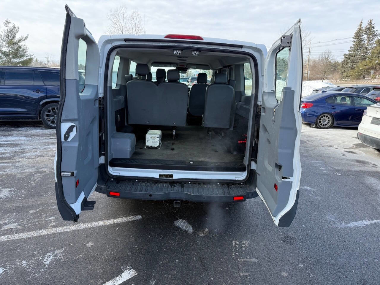 Used 2015 Ford Transit 150 XL image 12