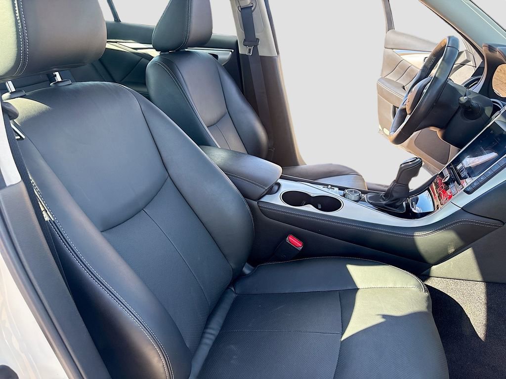 Used 2023 INFINITI Q50 Luxe w/ Cargo Package image 28