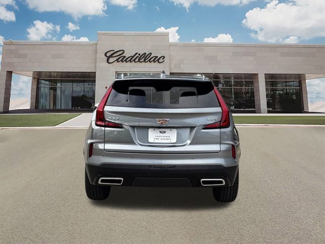 Certified 2025 Cadillac XT4 Premium Luxury image 5
