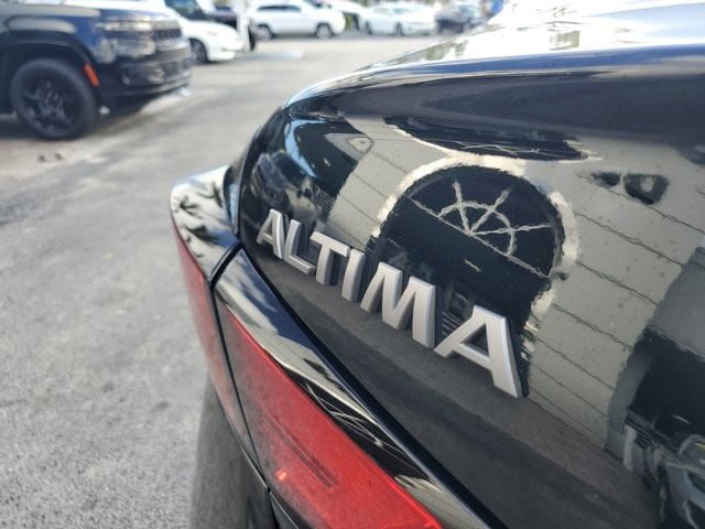 Used 2023 Nissan Altima 2.5 S image 11