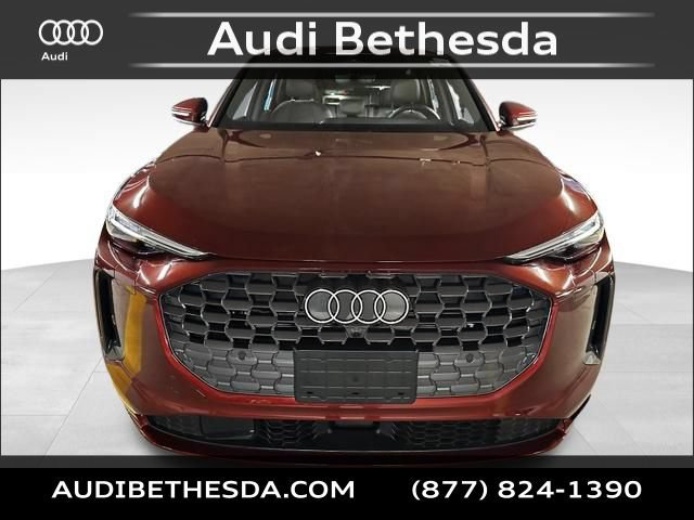 Certified 2025 Audi Q5 Premium Plus w/ Premium Plus AWD/4WD image 2