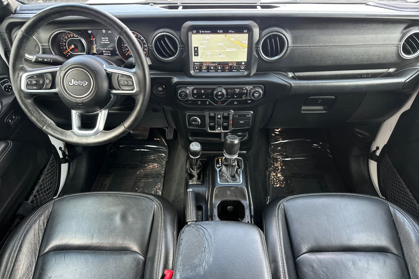 Used 2020 Jeep Gladiator Overland AWD/4WD image 3
