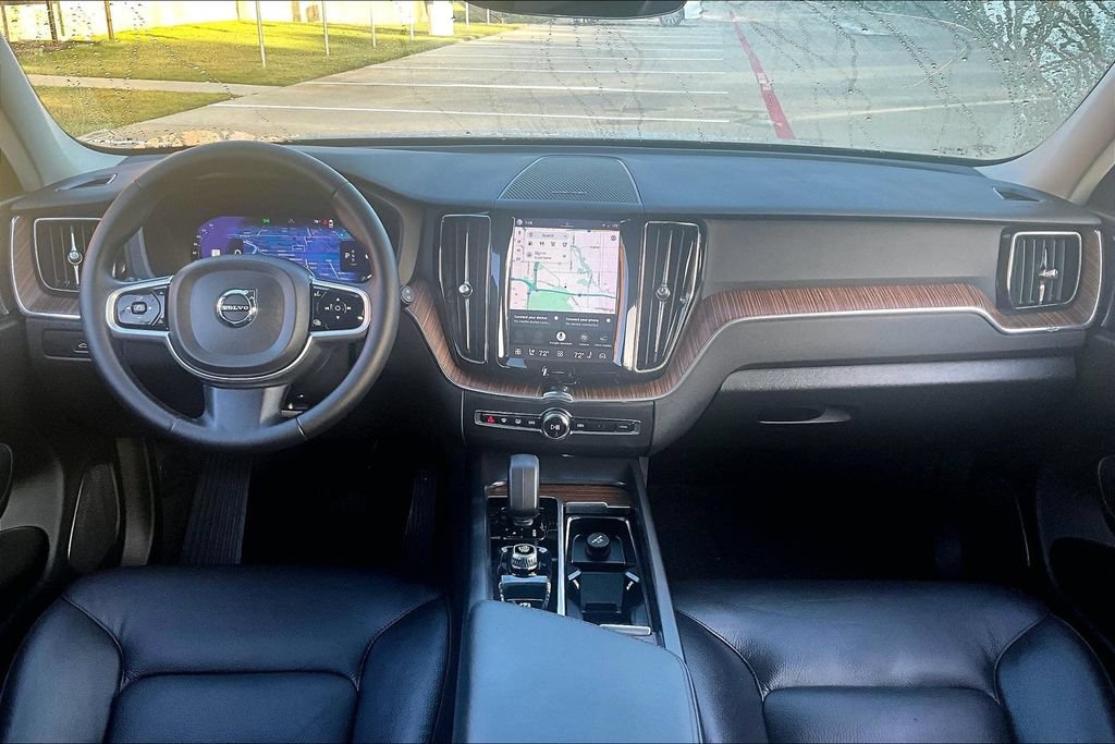 Certified 2023 Volvo XC60 B5 Plus w/ Climate Package AWD/4WD image 20