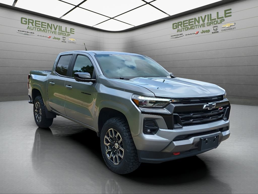 Used 2023 Chevrolet Colorado Z71 w/ Z71 Convenience Package 2 image 8