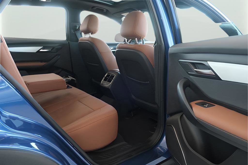 New 2025 VinFast VF 8 Plus AWD/4WD image 24