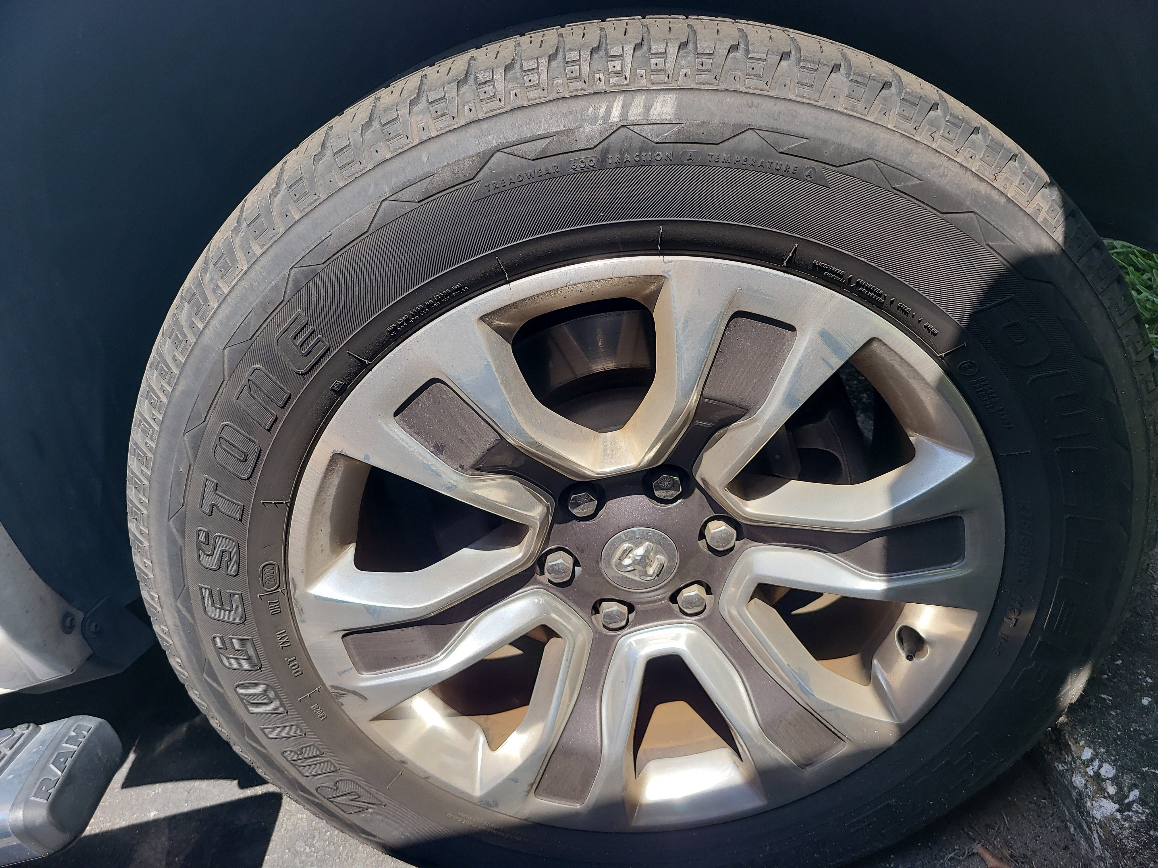 Used 2022 RAM 1500 Limited image 7