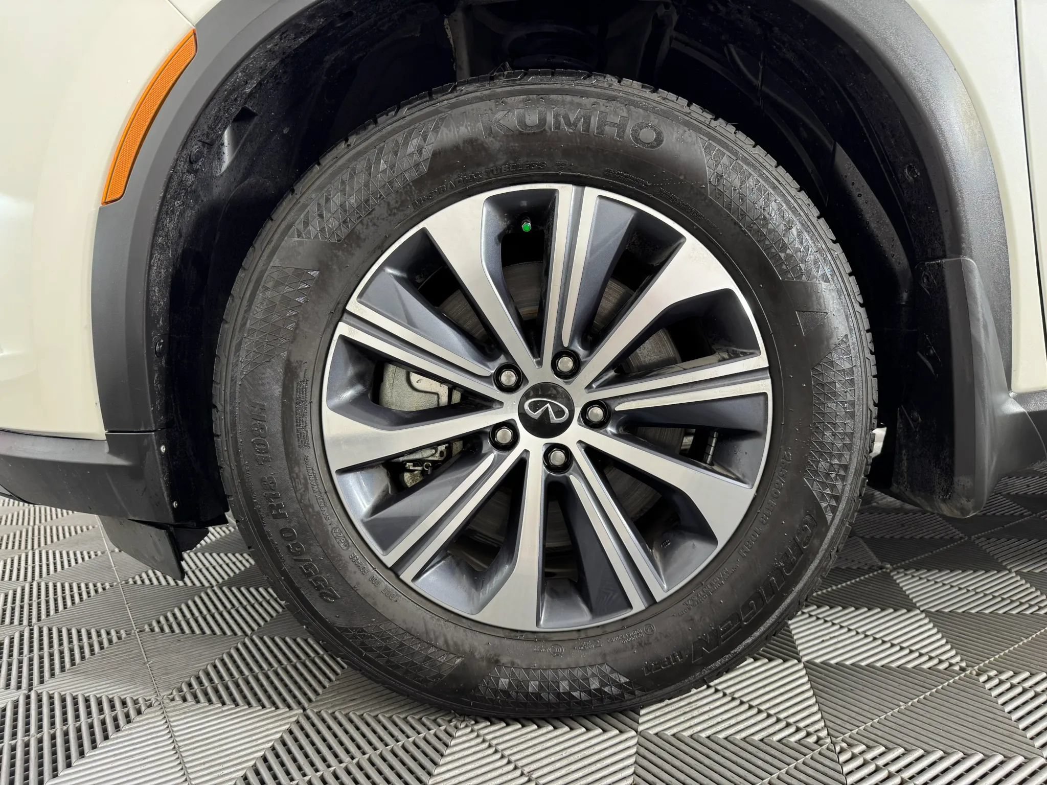 Used 2024 INFINITI QX60 Luxe AWD/4WD image 49