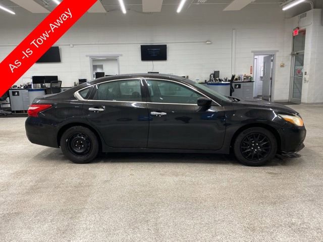 Used 2016 Nissan Altima 2.5 S w/ Power Driver Seat Package FWD image 4