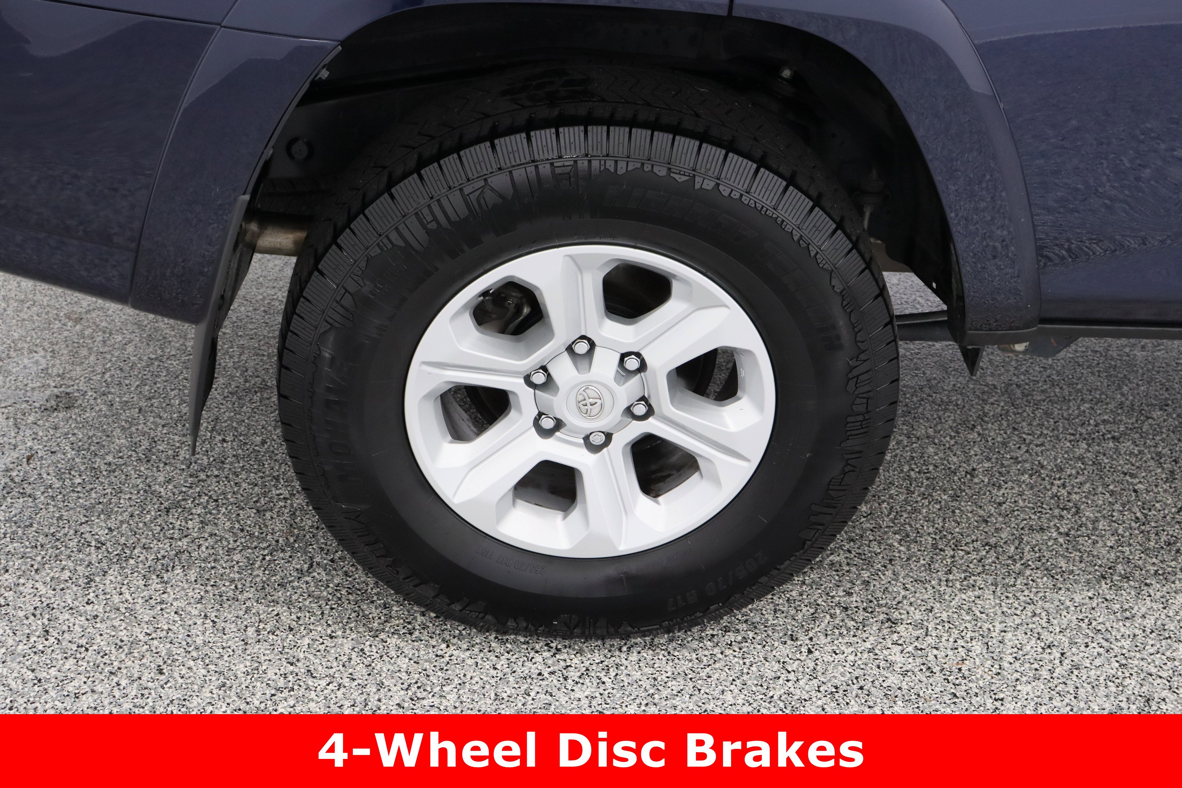 Used 2024 Toyota 4Runner SR5 image 6