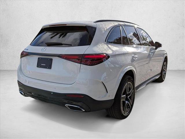 New 2026 Mercedes-Benz GLC 300 image 2