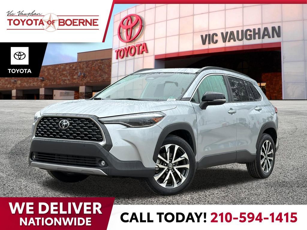 Used 2025 Toyota Corolla Cross XLE FWD image 1