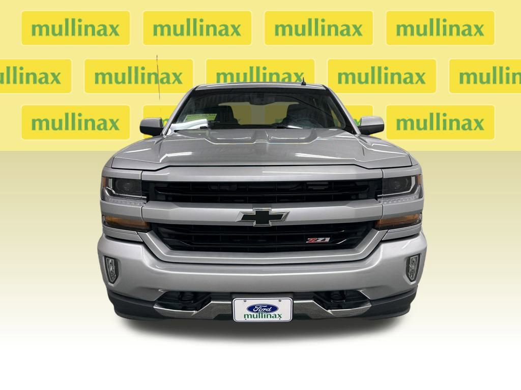 Used 2018 Chevrolet Silverado 1500 LT w/ All Star Edition image 28