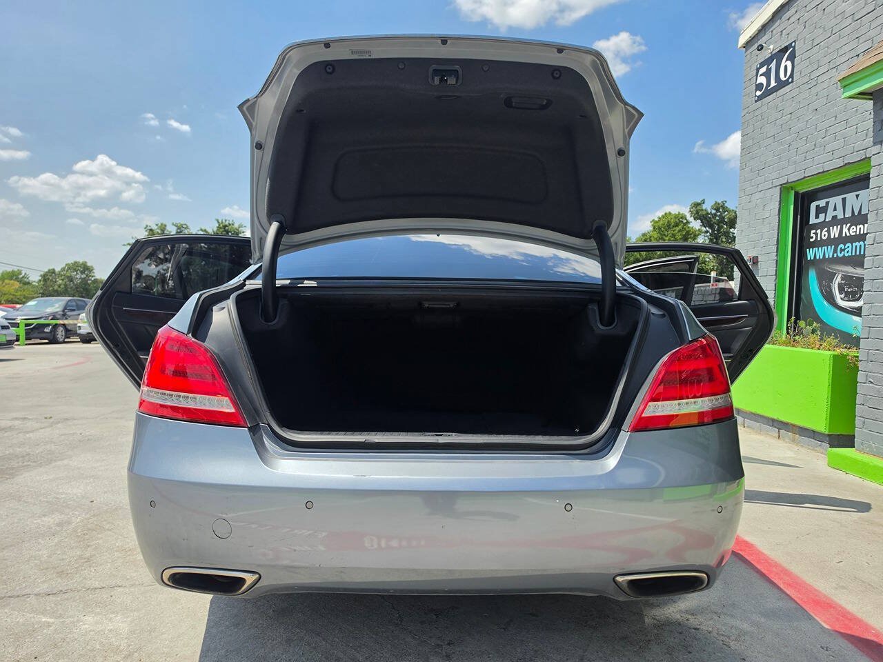 Used 2016 Hyundai Equus Signature RWD image 27