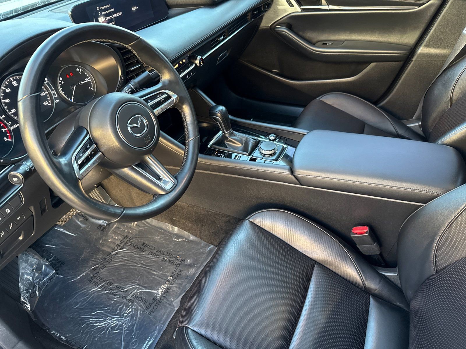 Used 2022 MAZDA MAZDA3 s image 9