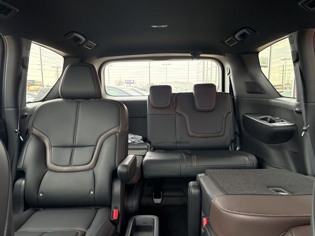 New 2026 Nissan Armada SL w/ Captain's Chari Seat Package image 33