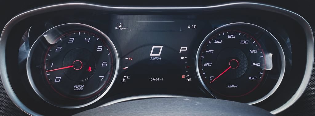 Used 2018 Dodge Charger R/T RWD image 6