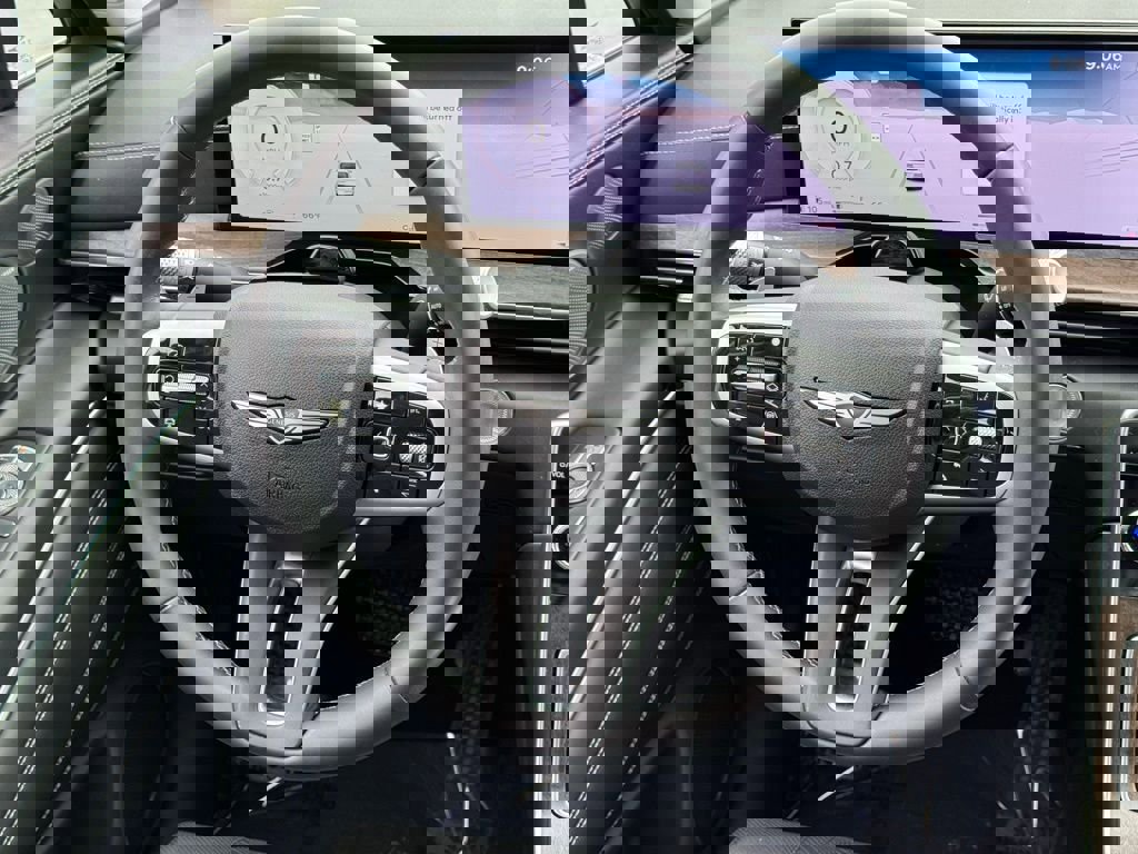 Used 2025 Genesis GV80 3.5T Advanced image 23