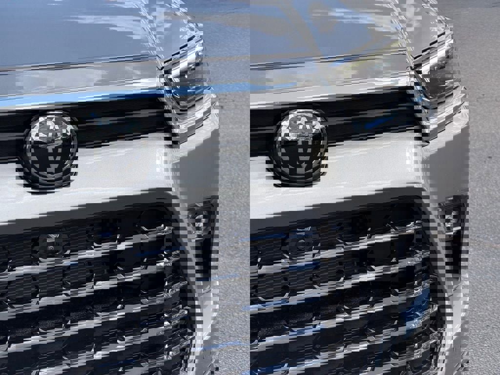 Used 2025 Toyota Grand Highlander Limited image 14