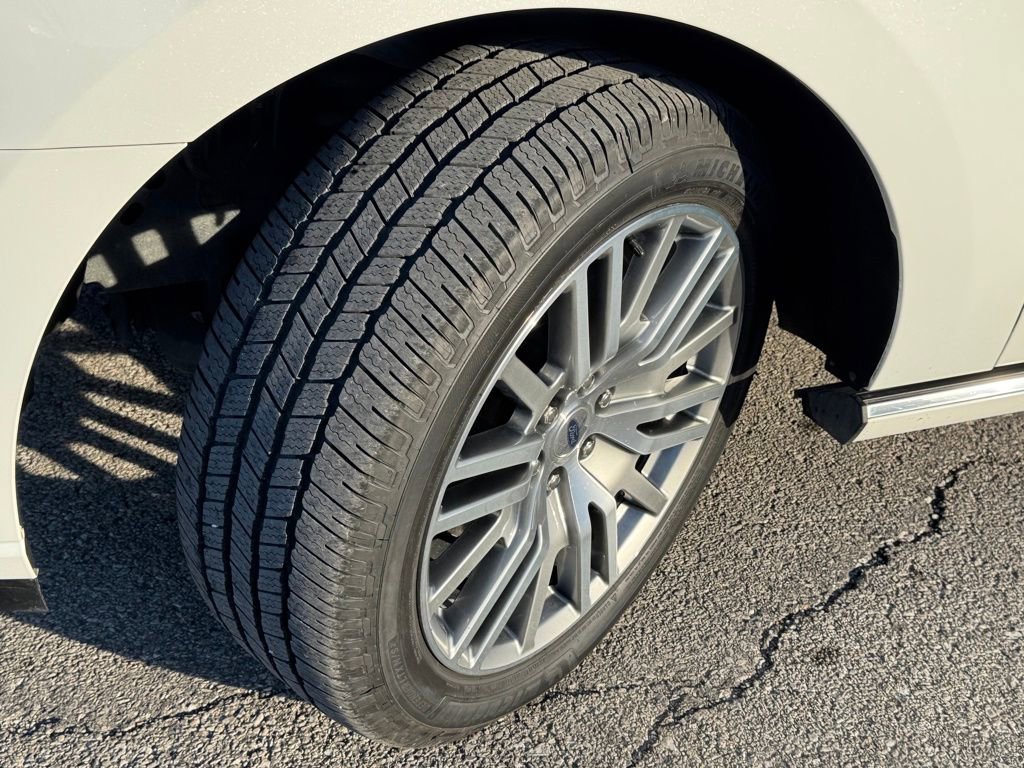 Used 2022 Ford Expedition Platinum image 43