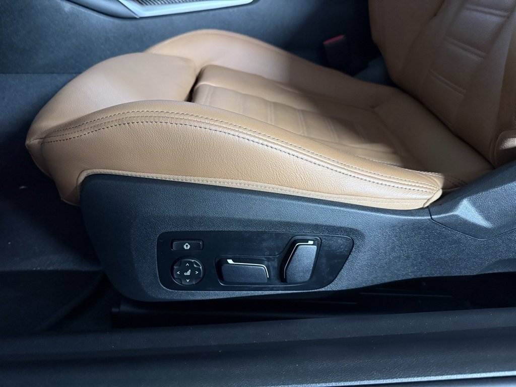 Used 2024 BMW M2 w/ Lighting Package image 19