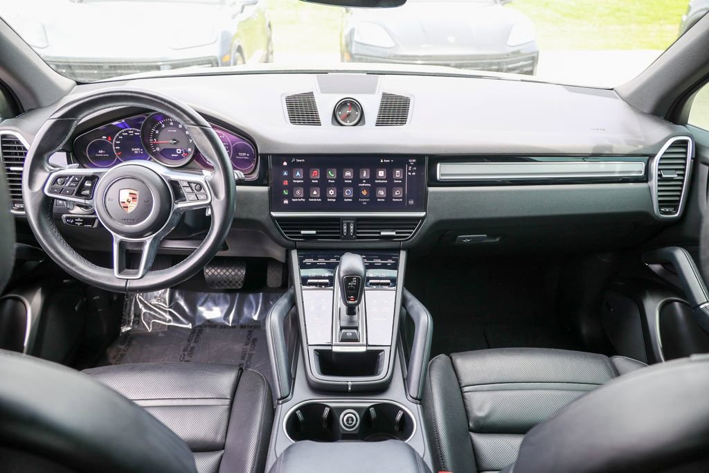 Certified 2023 Porsche Cayenne AWD/4WD image 25