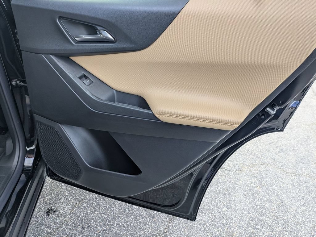 New 2026 Chevrolet Equinox ACTIV w/ Convenience Package III FWD image 34