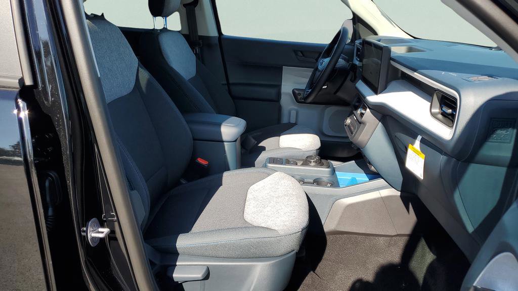 New 2025 Ford Maverick XLT w/ XLT Luxury Package image 19