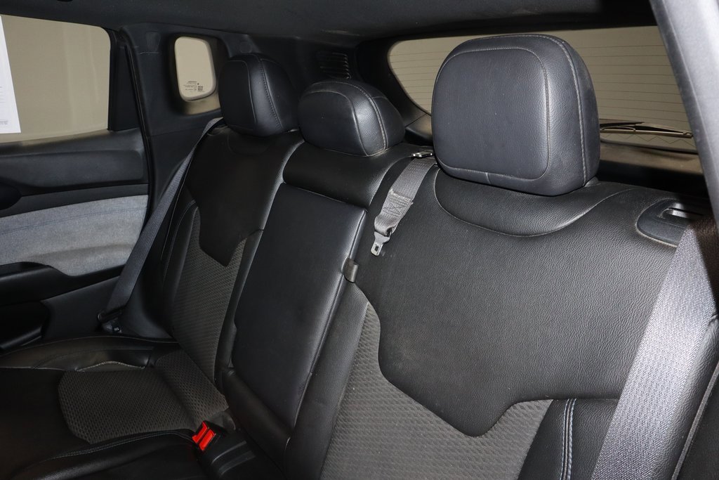 Used 2024 Jeep Compass Latitude image 21