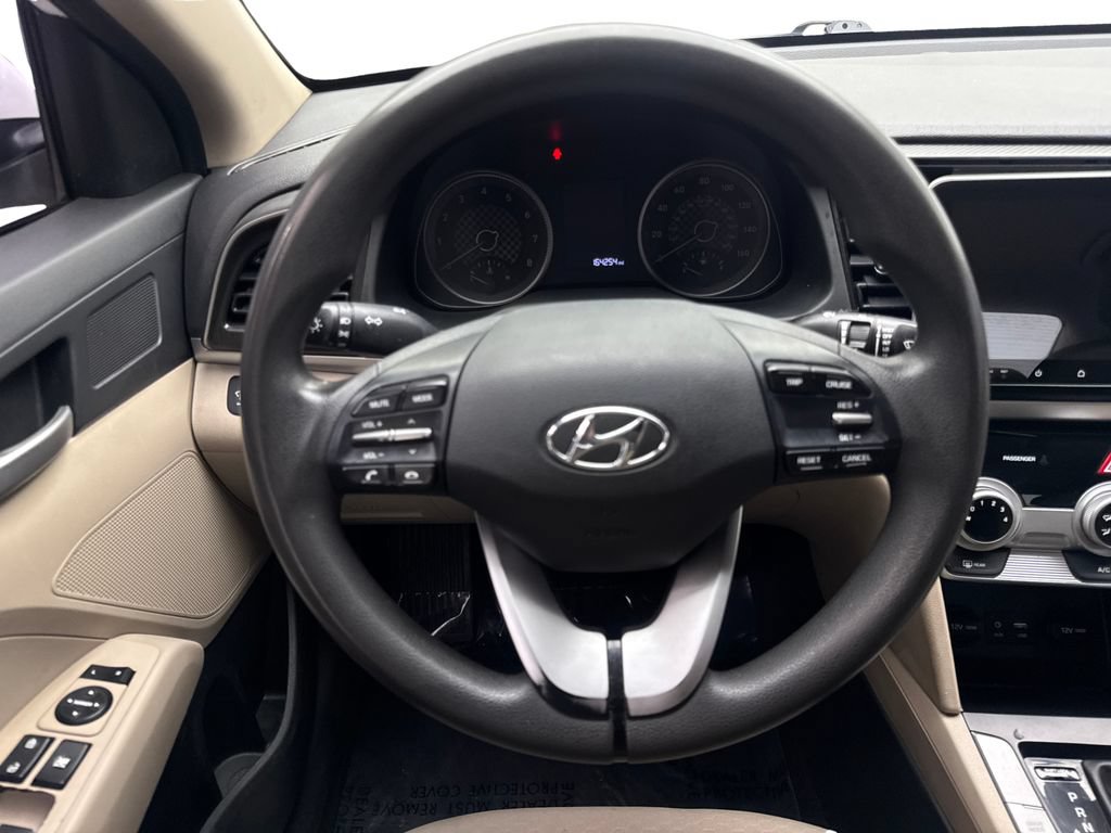 Used 2019 Hyundai Elantra SE FWD image 45