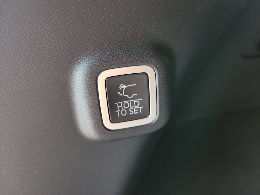 New 2026 Jeep Cherokee Limited AWD/4WD image 10
