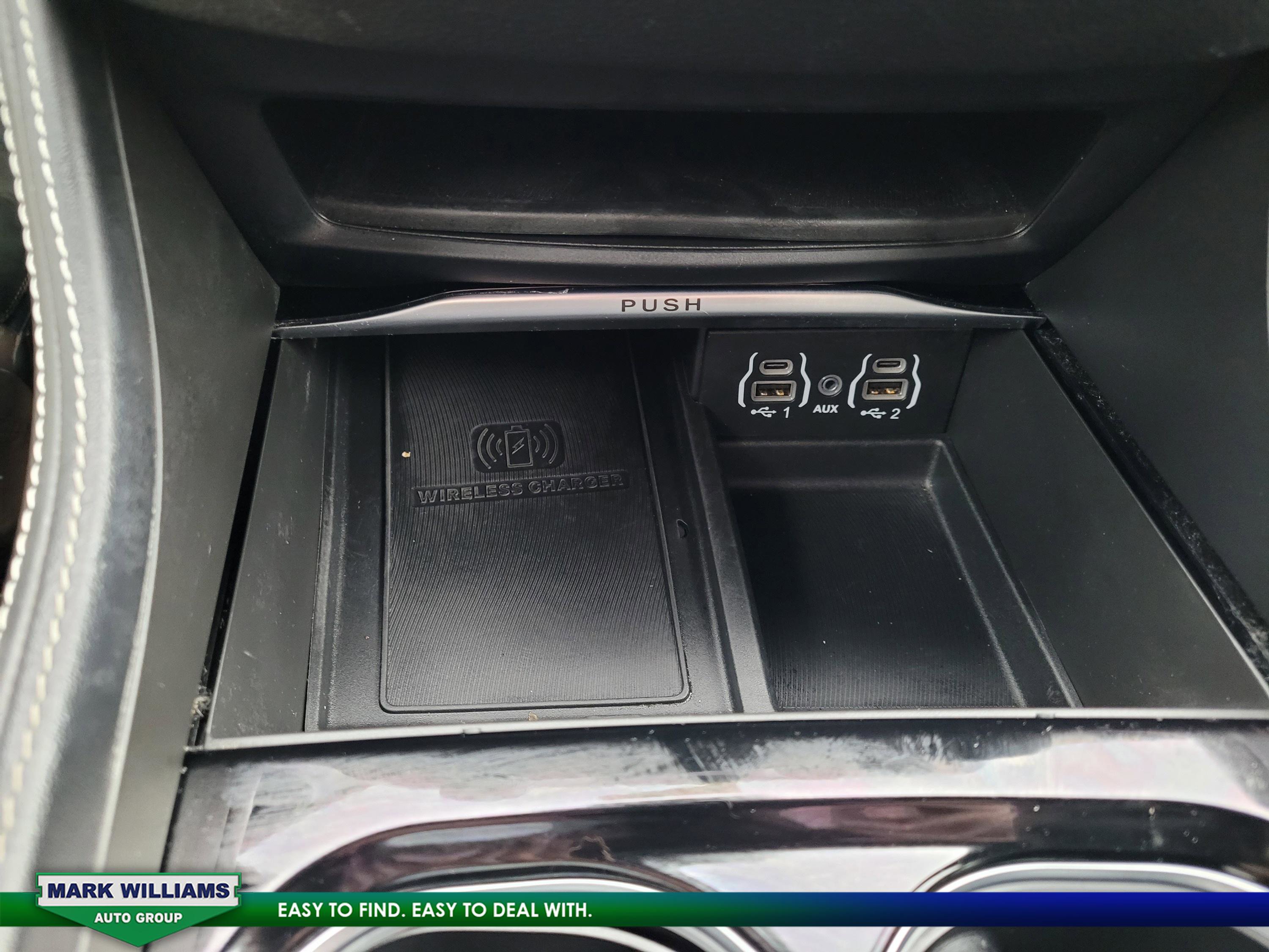 Used 2022 Chrysler Pacifica Limited w/ S Appearance Package image 25