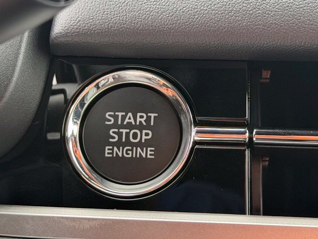 New 2026 Mitsubishi Outlander LE FWD image 28