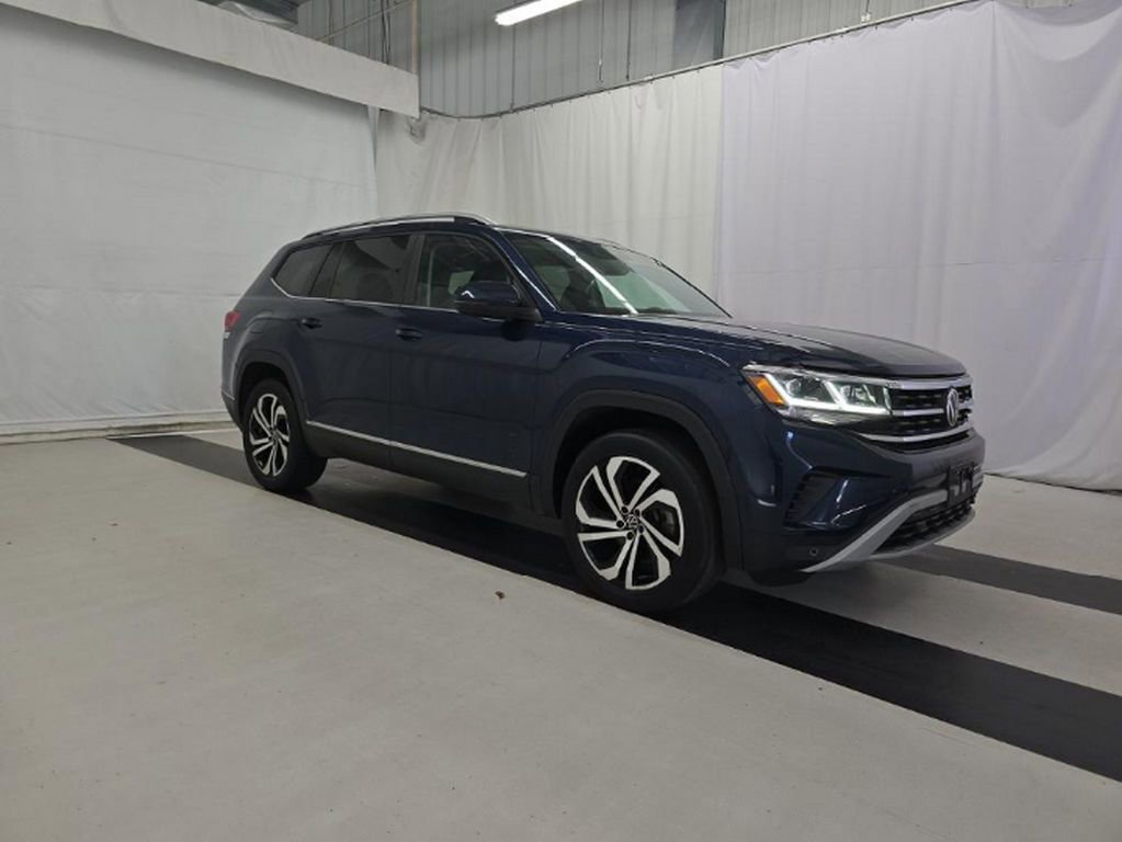 Used 2022 Volkswagen Atlas SEL AWD/4WD image 3