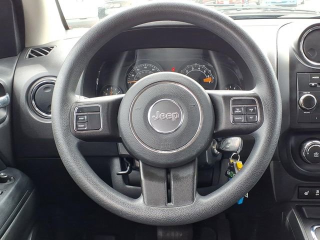 Used 2015 Jeep Compass Sport w/ Power Value Group FWD image 15