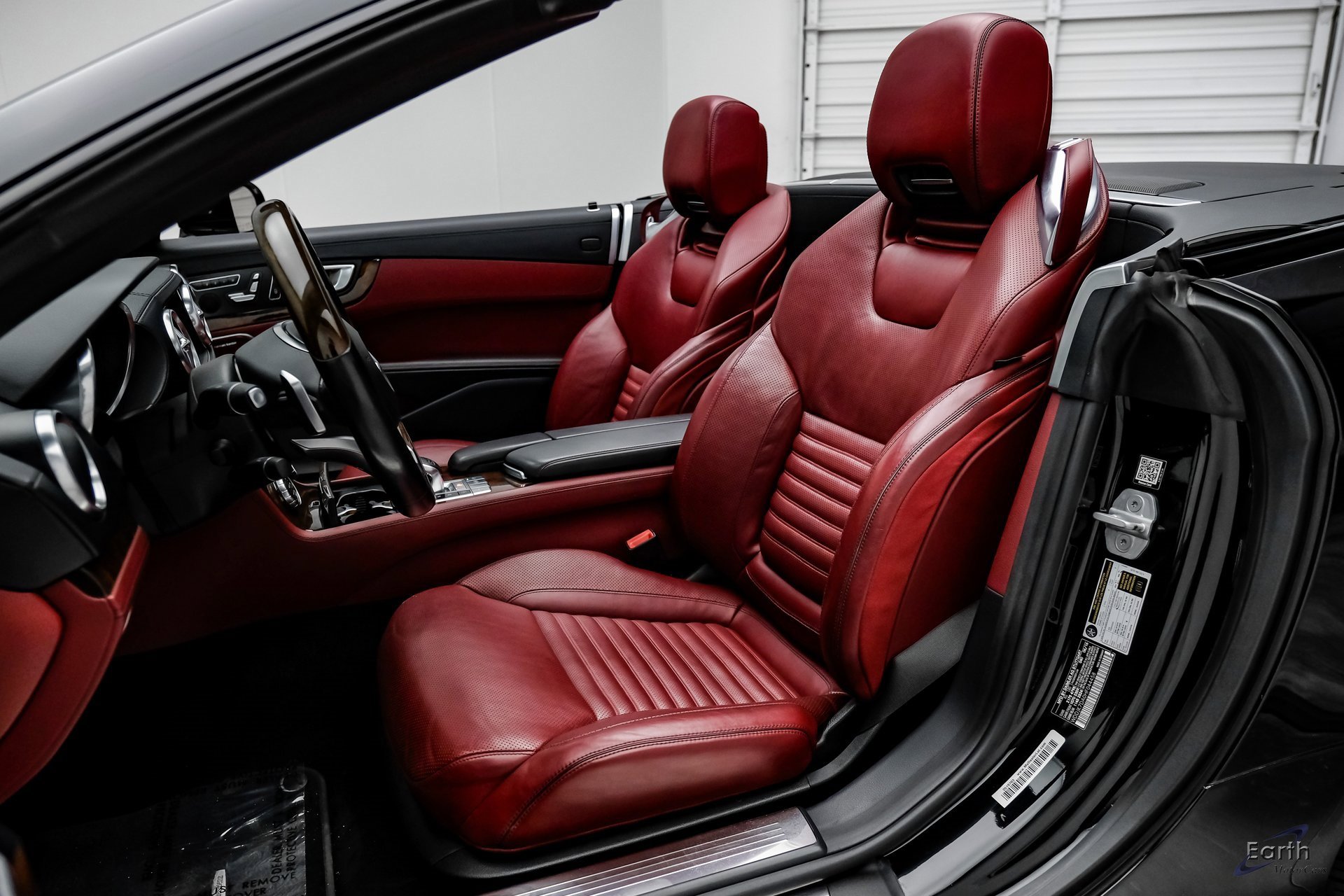 Used 2017 Mercedes-Benz SL 550 image 41