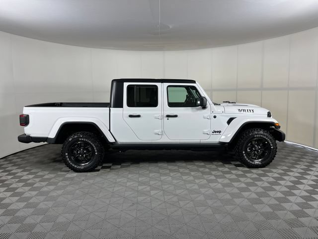 New 2026 Jeep Gladiator Sport AWD/4WD image 4