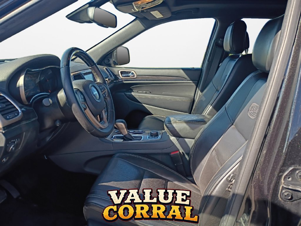 Used 2016 Jeep Grand Cherokee Overland w/ Advanced Technology Group AWD/4WD image 9