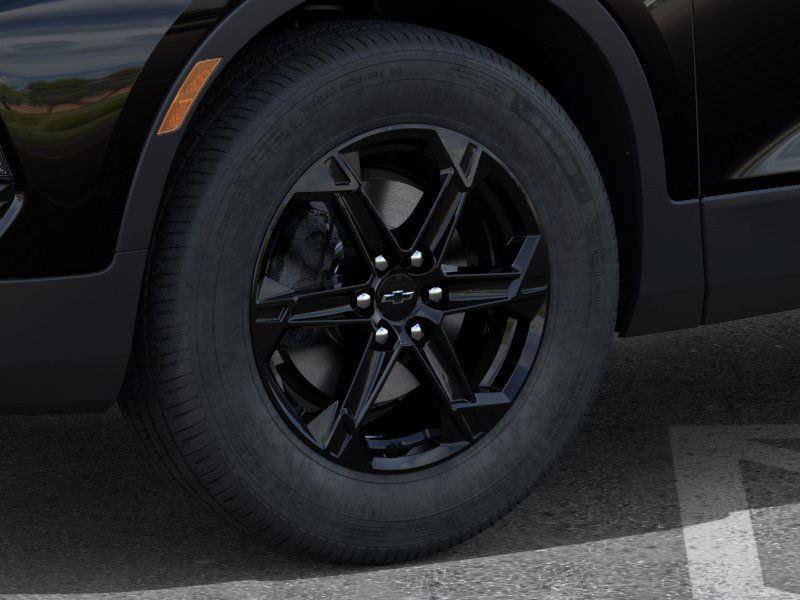 New 2025 Chevrolet Blazer LT image 9