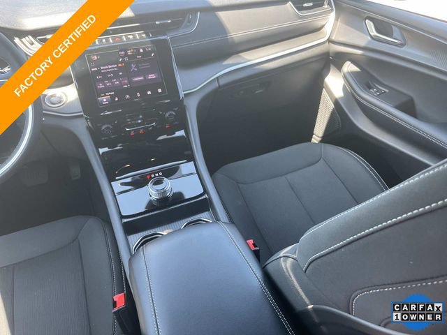 Certified 2025 Jeep Grand Cherokee Laredo X w/ Luxury Tech Group I AWD/4WD image 16