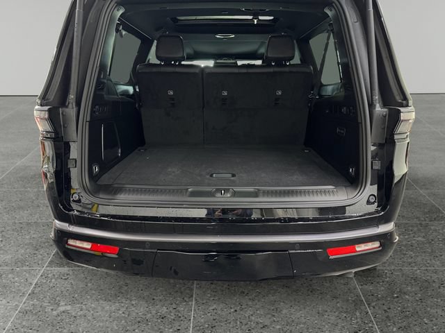 New 2026 Jeep Grand Wagoneer L Limited AWD/4WD image 16