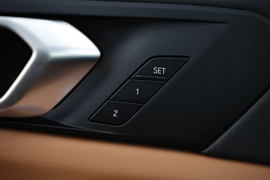 New 2026 BMW X5 xDrive40i w/ M Sport Package image 16