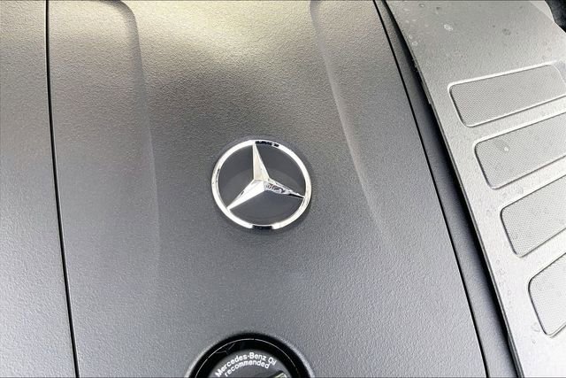 Used 2025 Mercedes-Benz C 300 4MATIC Sedan image 29