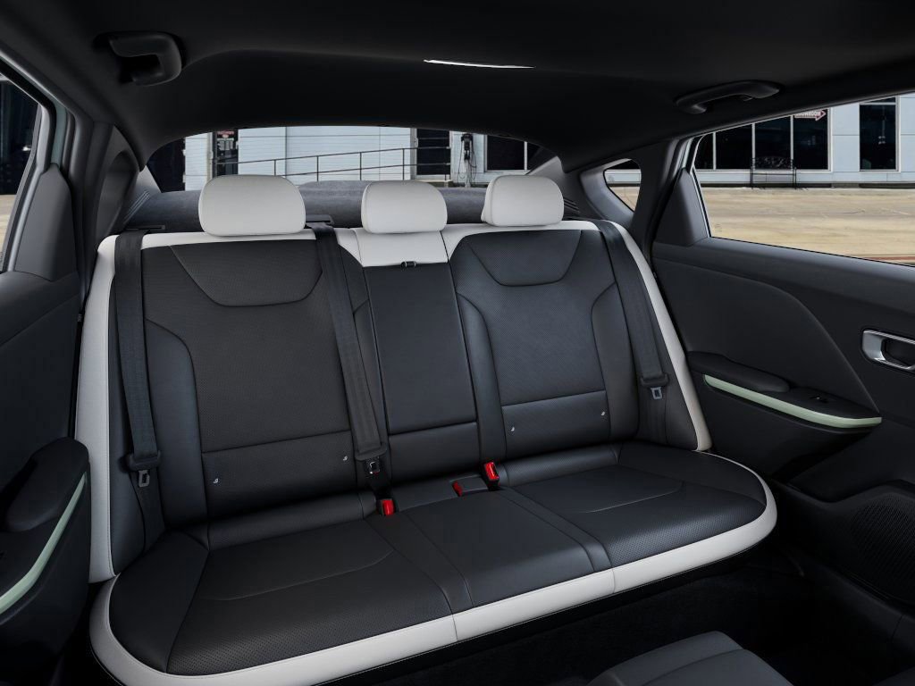 New 2026 Kia K4 GT-Line Turbo image 18