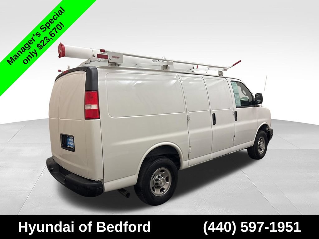 Used 2023 Chevrolet Express 2500 w/ Driver Convenience Package RWD image 5