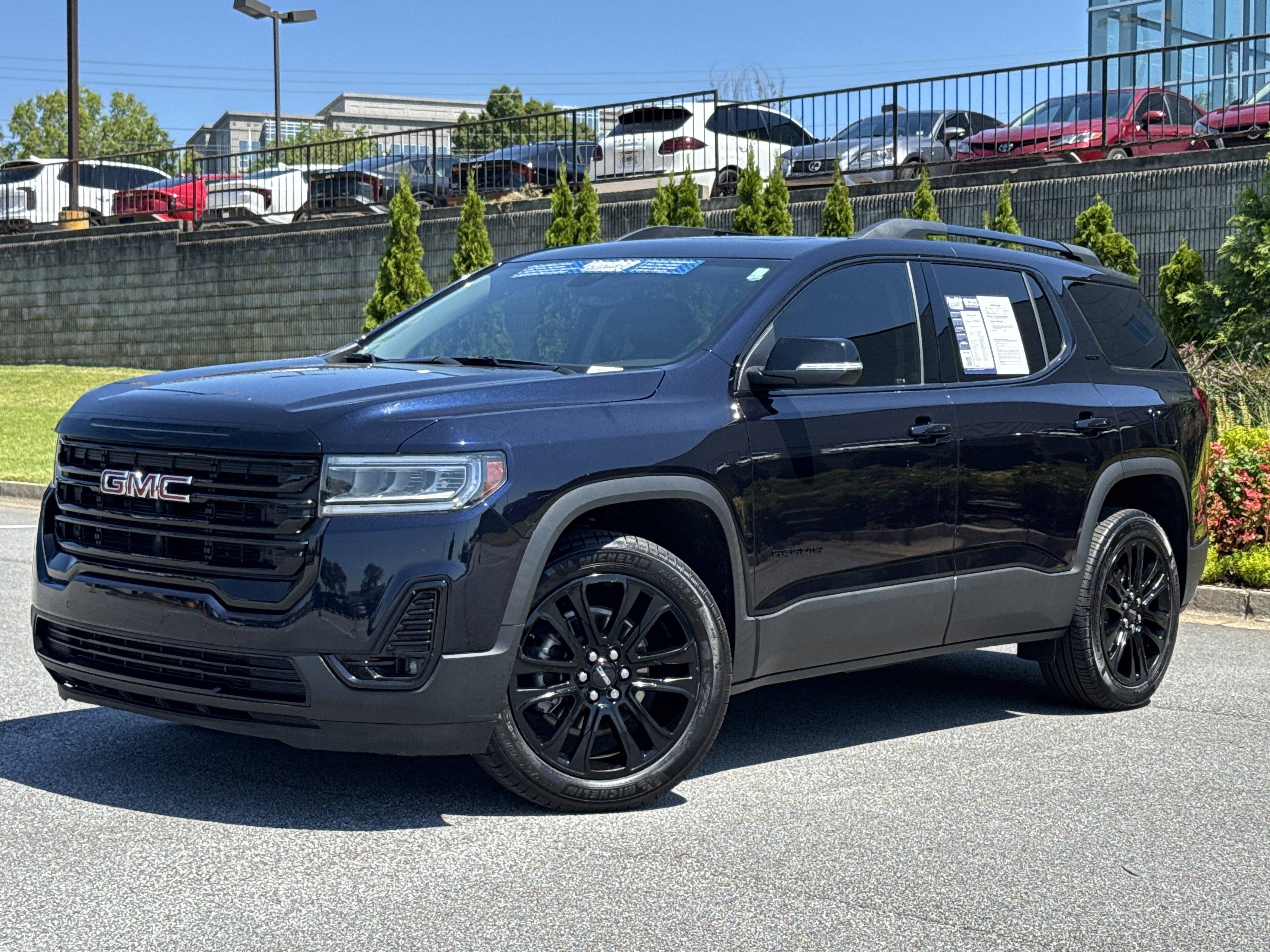 Used 2022 GMC Acadia SLT w/ Elevation Edition FWD image 5