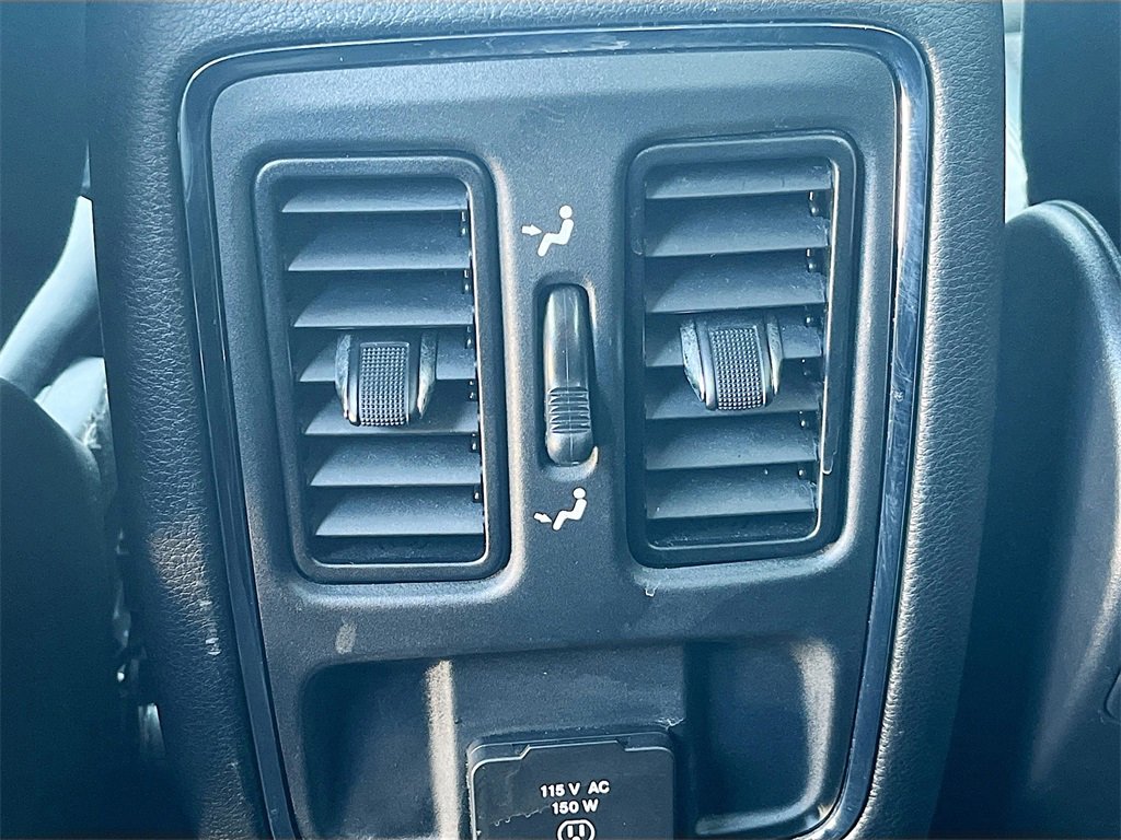 Used 2021 Jeep Grand Cherokee Laredo X image 25