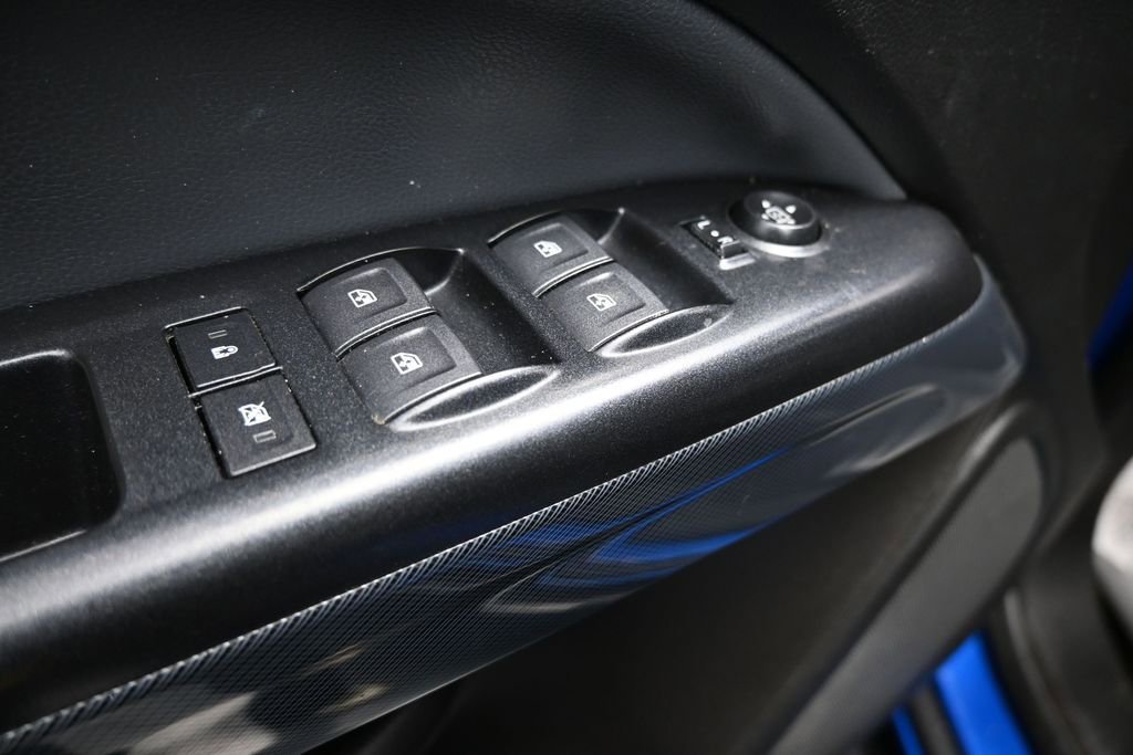 Used 2020 Chevrolet Colorado Z71 AWD/4WD image 11