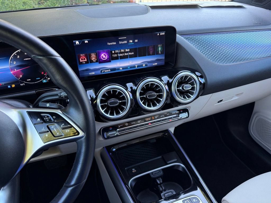 Certified 2025 Mercedes-Benz GLA 250 image 20