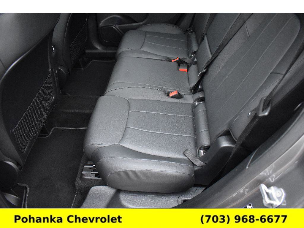 Used 2023 Mercedes-Benz GLB 250 4MATIC image 36